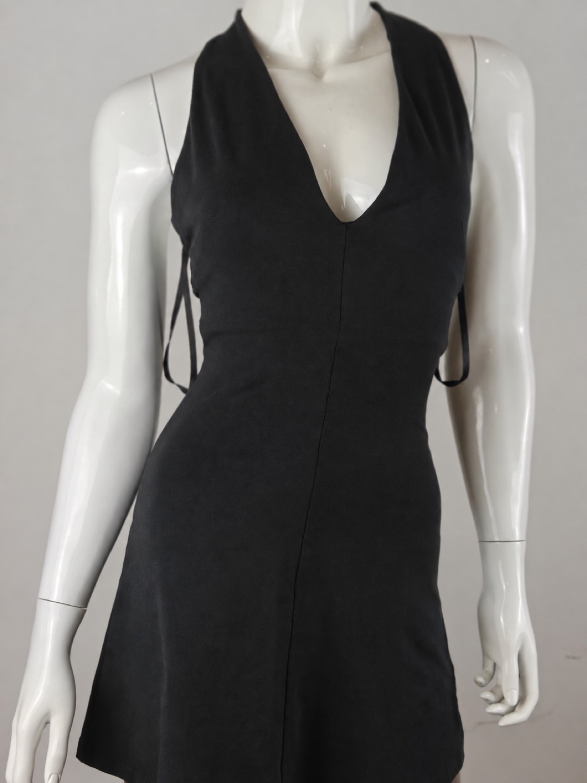 YC-21790-1 Black Sleeveless V-Neck Mini Dress with Side Drawstring