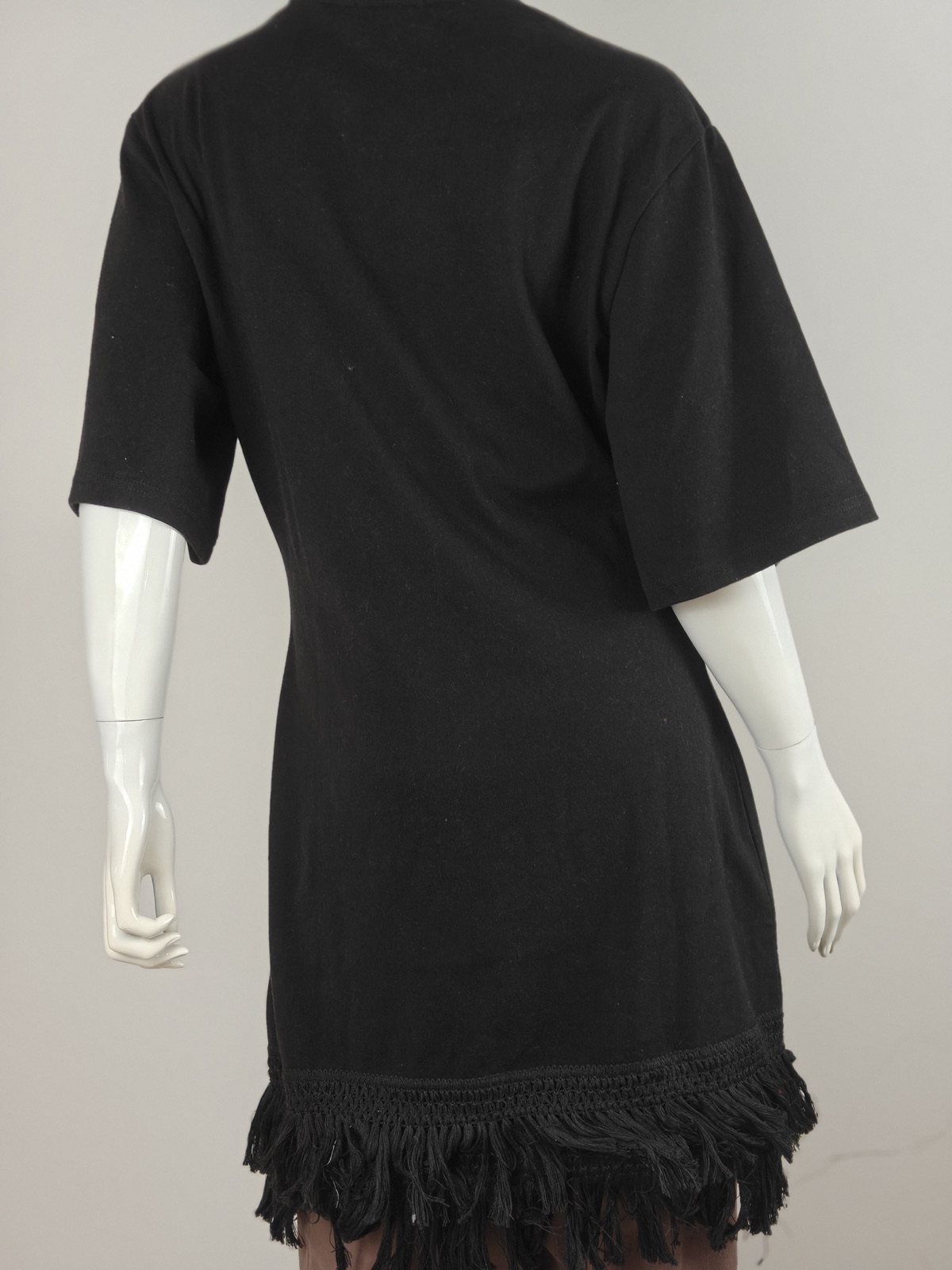 YC-SJ05869-3 Black Oversized Short-Sleeve Tunic T-Shirt with Fringe Hem product detail